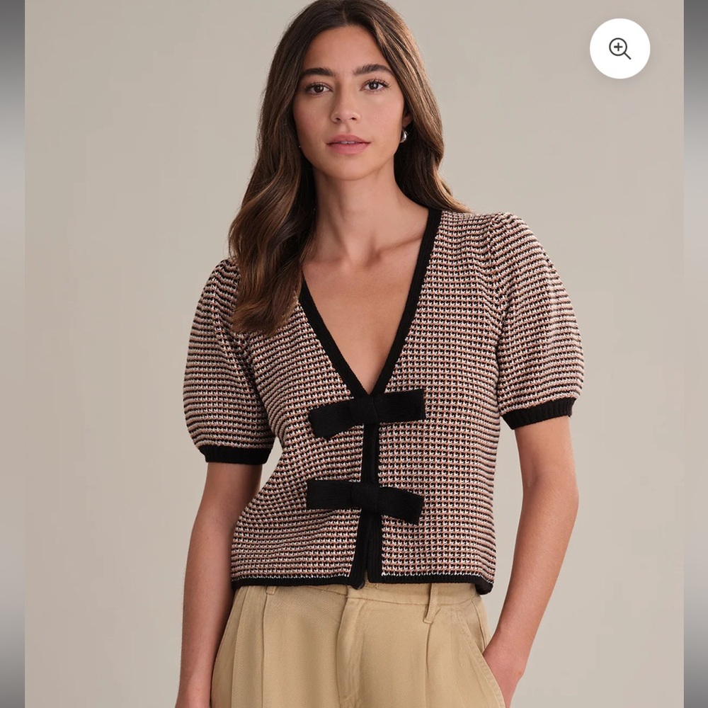 525 America - Elaine Puff Sleeve Tie Front Top